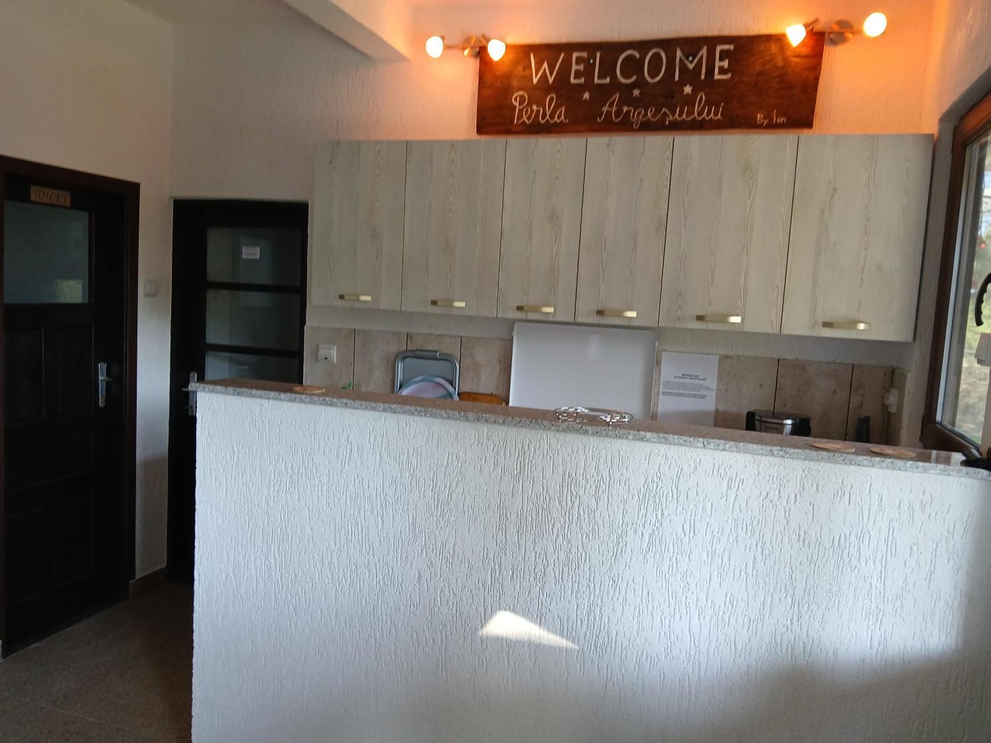 Perla Argesului, Ciubar, Piscina, Lift, Gratar, Cabana, Pensiuni, Hotel Cazare Transfagarasan Curtea De Arges Albestii de Arges Luaran gambar