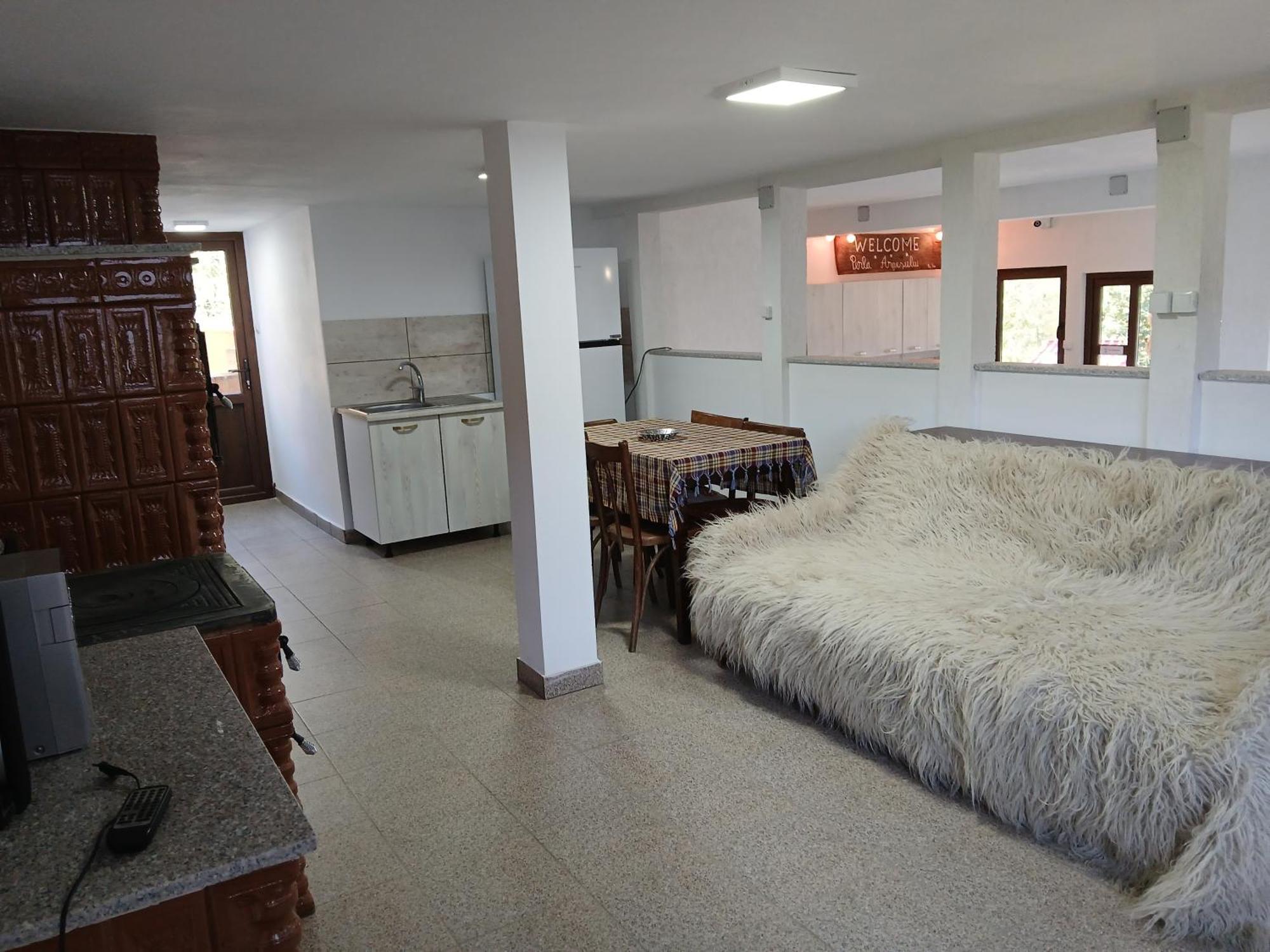 Perla Argesului, Ciubar, Piscina, Lift, Gratar, Cabana, Pensiuni, Hotel Cazare Transfagarasan Curtea De Arges Albestii de Arges Luaran gambar