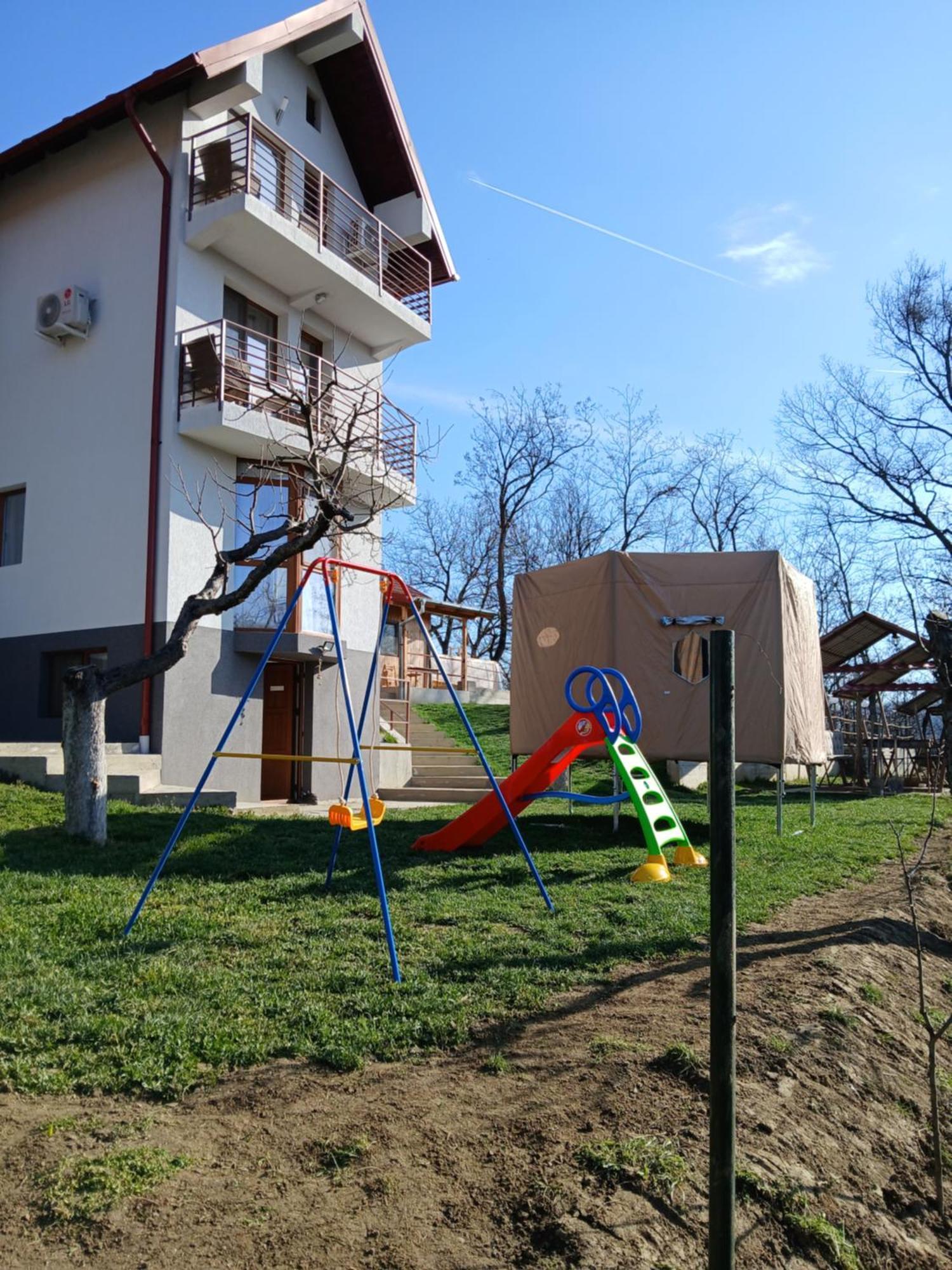 Perla Argesului, Ciubar, Piscina, Lift, Gratar, Cabana, Pensiuni, Hotel Cazare Transfagarasan Curtea De Arges Albestii de Arges Luaran gambar